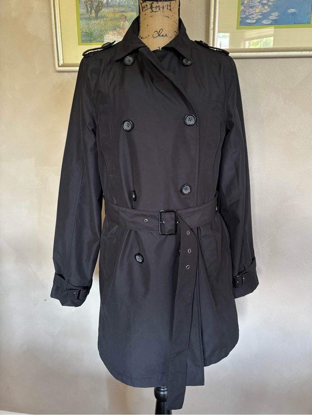 Scottevest solid black trench coat